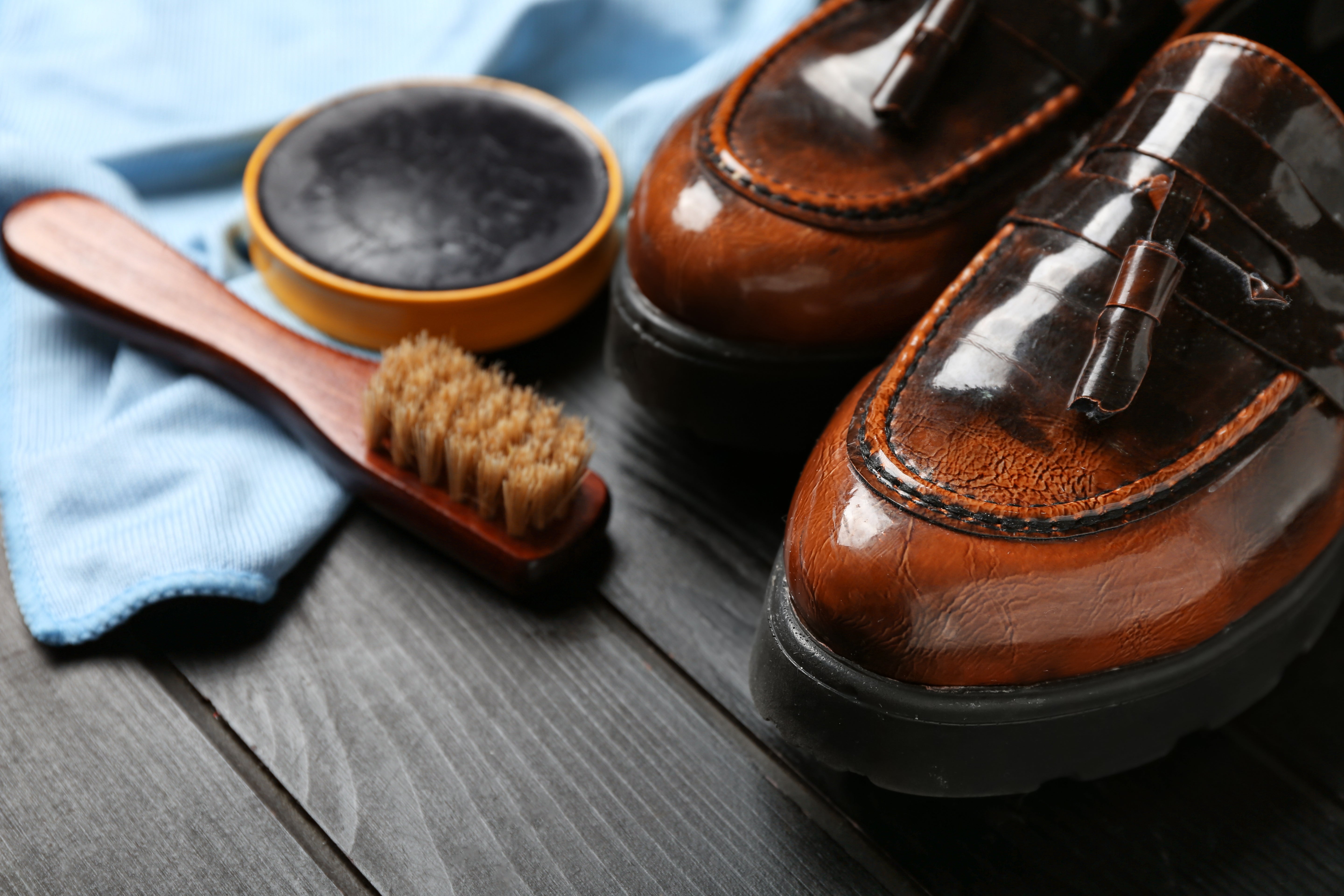How To Look after Leather Shoes (Patent Leather) How To Look after Leather Shoes (Patent Leather)