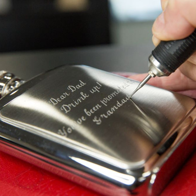 HAND ENGRAVE INTRICIATE GIFTWARE WITH MISTER MINIT