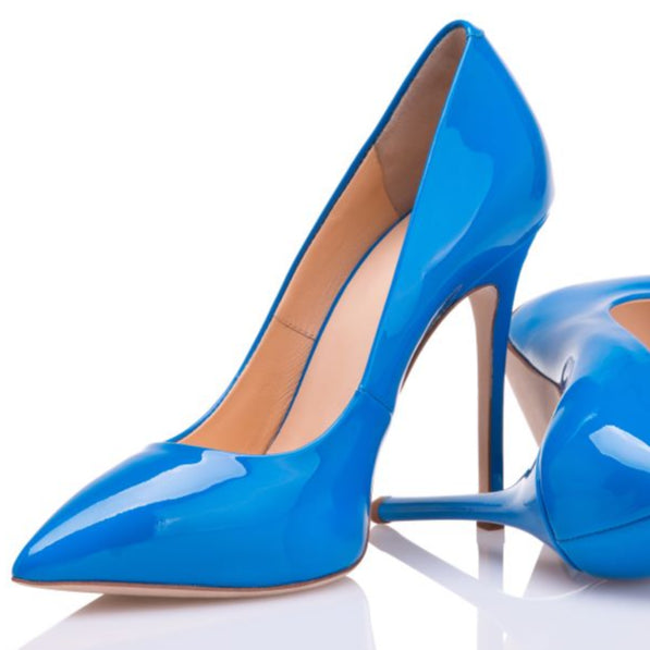 Repair and fix your patent leather shoes to give them a new and improved shine