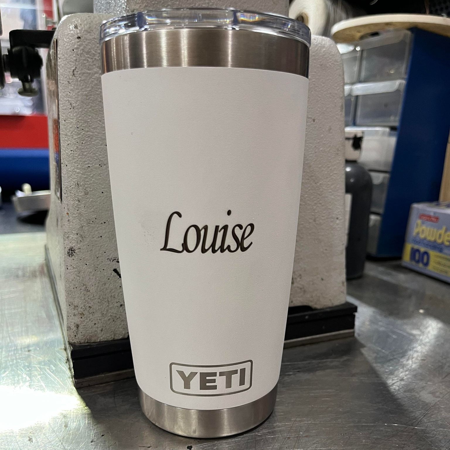 engrave yeti drinkbottles with mister minit