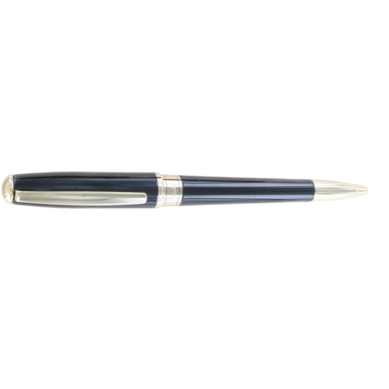 Classic Black and Gold Pen 2