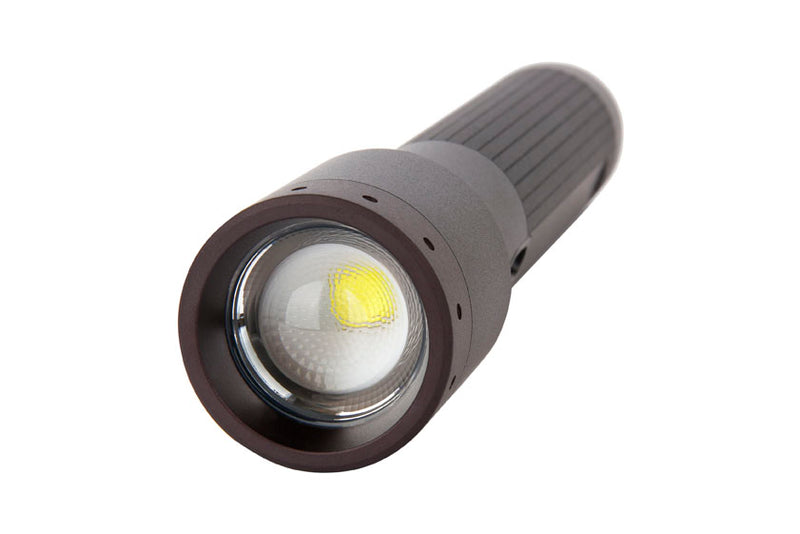 P7R Core Flashlight